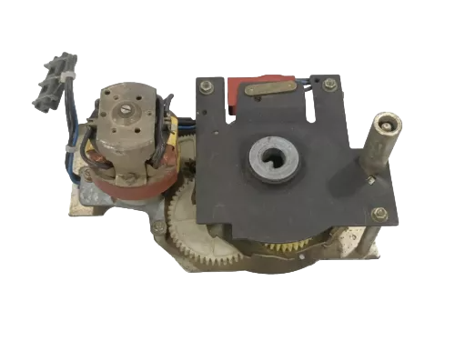 Merlin Gerin 685763 Circuit Breaker 200-240V Control Voltage Masterpact ...